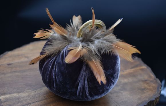 Feathered Medium Pumpkin
